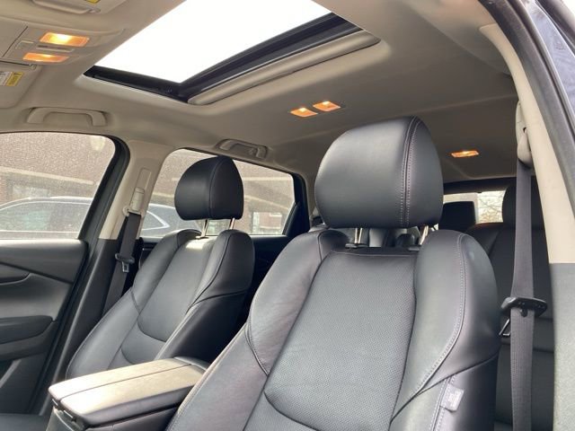 Used 2023 MAZDA CX-9 Touring image 2