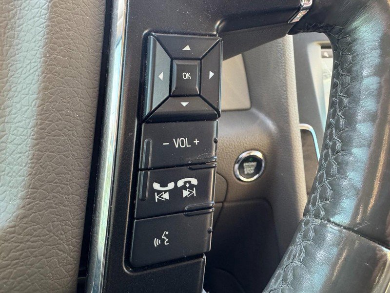 Used 2015 Lincoln Navigator L 4WD image 19