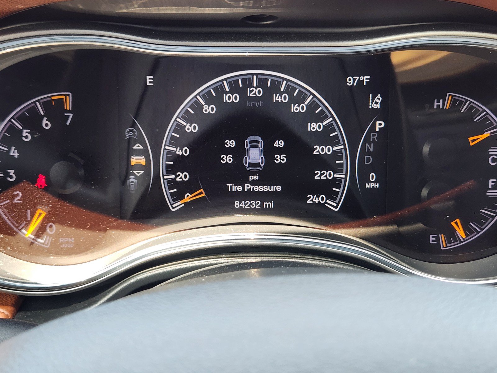 Used 2020 Jeep Grand Cherokee Overland RWD image 14