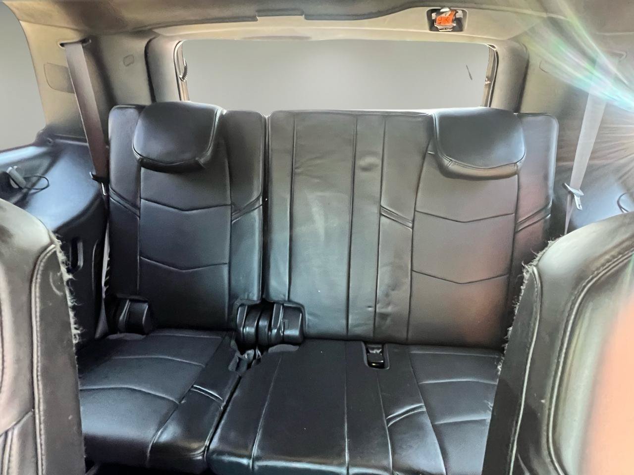 Used 2015 Cadillac Escalade Platinum AWD/4WD image 19