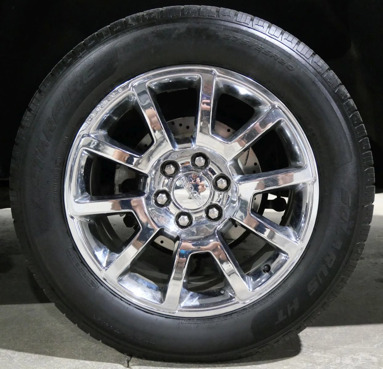 Used 2015 GMC Yukon XL Denali w/ Touring Package AWD/4WD image 37
