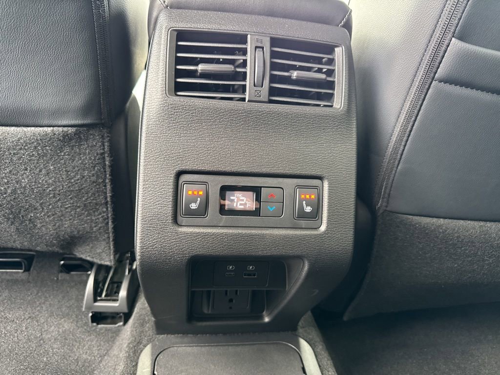 New 2025 Mitsubishi Outlander SEL AWD/4WD image 30
