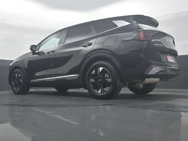 Used 2026 Kia Sportage LX FWD image 30