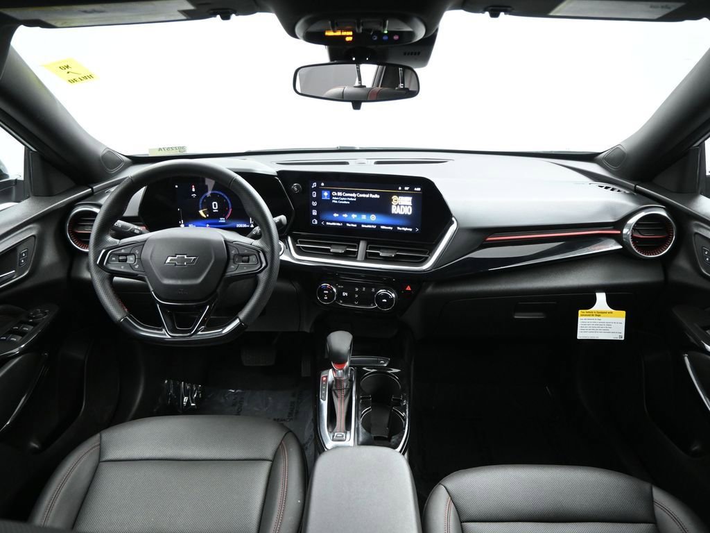 Used 2024 Chevrolet Trax RS w/ Sunroof Package image 29