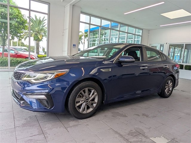 Used 2020 Kia Optima LX image 4