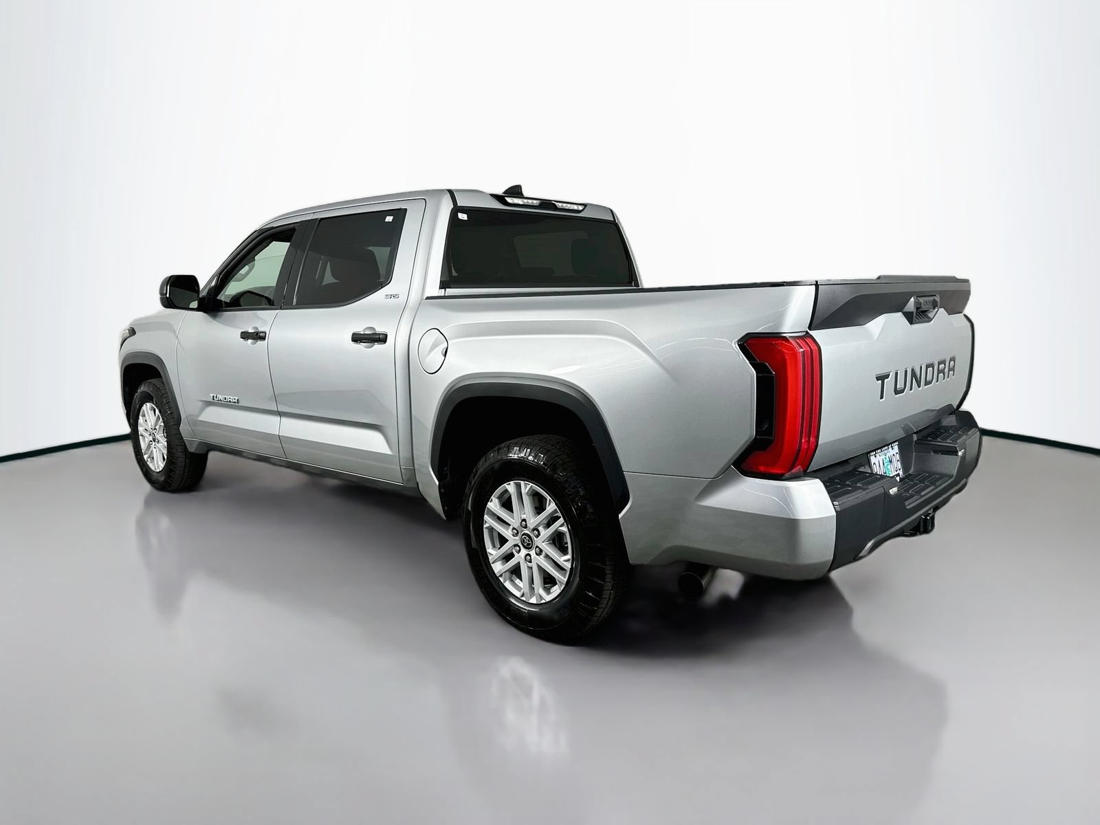 Used 2023 Toyota Tundra SR5 RWD image 5