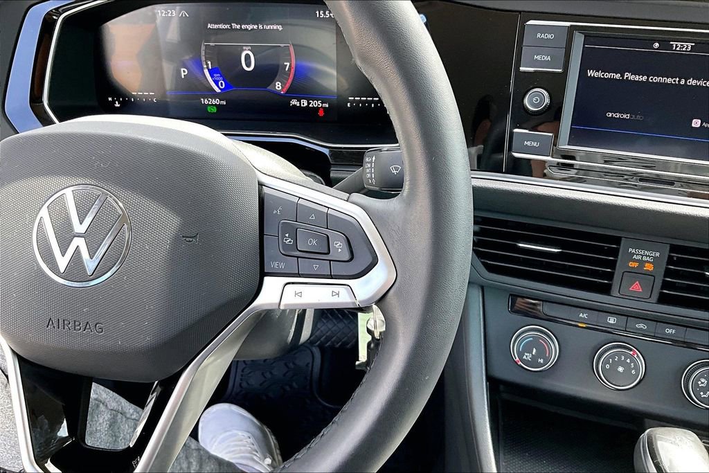 Certified 2024 Volkswagen Jetta S image 24