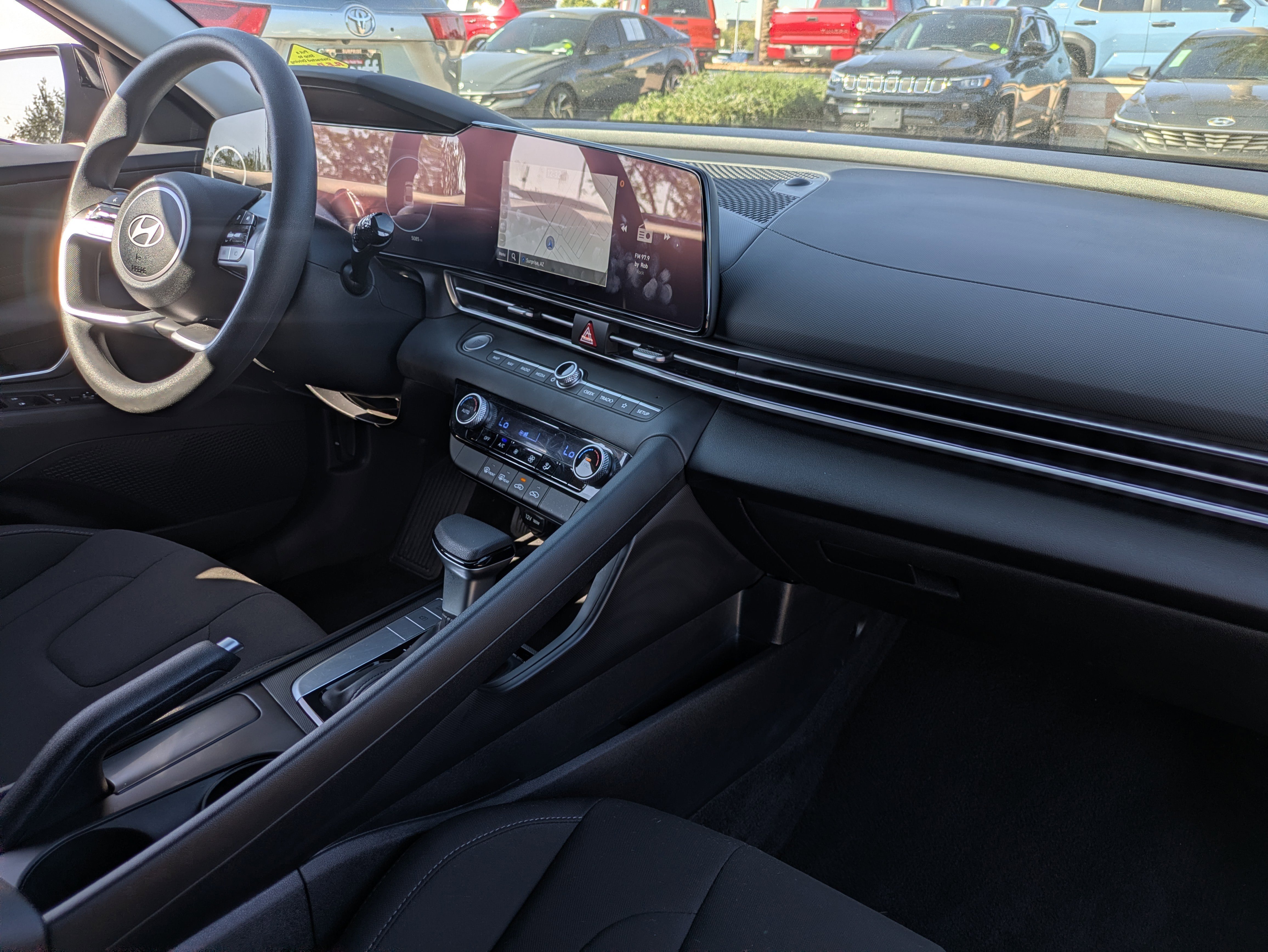 Certified 2024 Hyundai Elantra SEL image 12