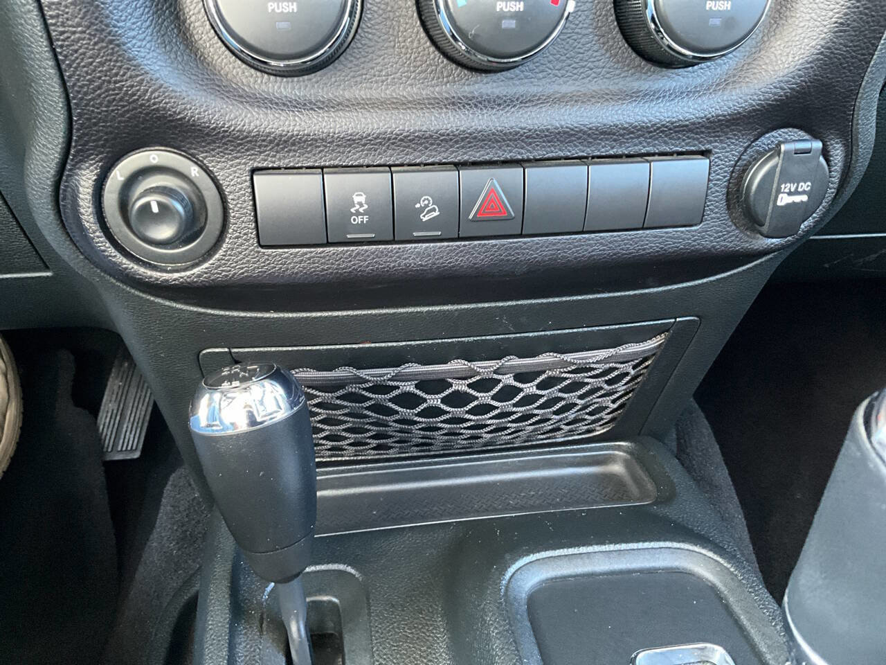 Used 2018 Jeep Wrangler Sport image 13