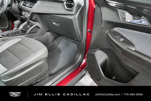 Used 2025 Chevrolet TrailBlazer LT AWD/4WD image 21