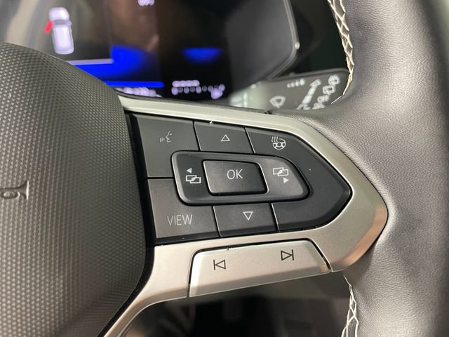 Used 2024 Volkswagen Taos SE AWD/4WD image 11