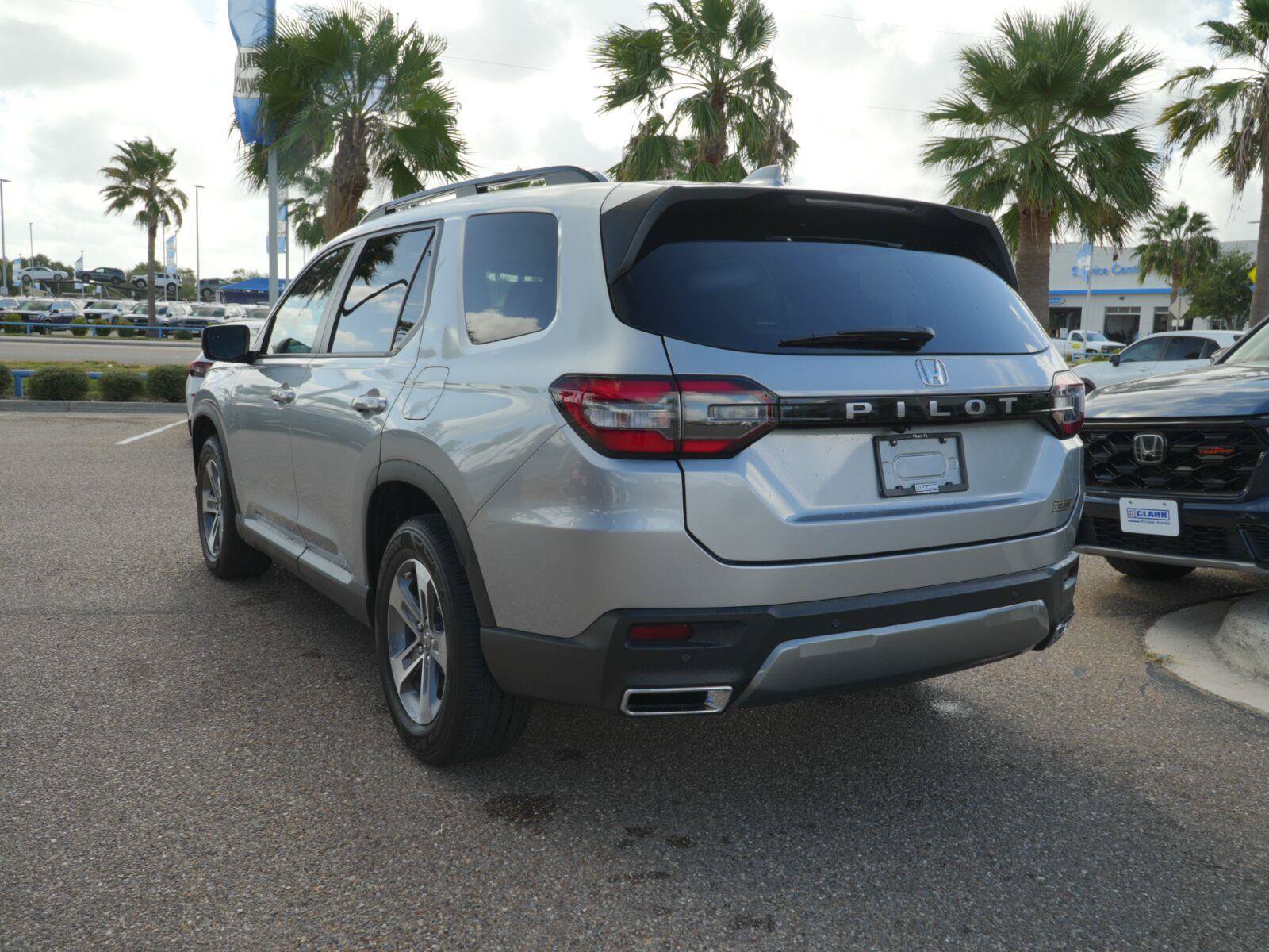 Certified 2026 Honda Pilot EX-L image 14