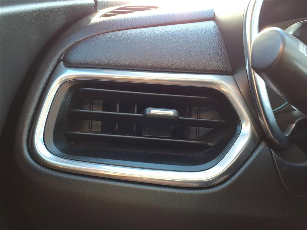 Used 2020 Chevrolet Equinox LT w/ Driver Convenience Package image 28