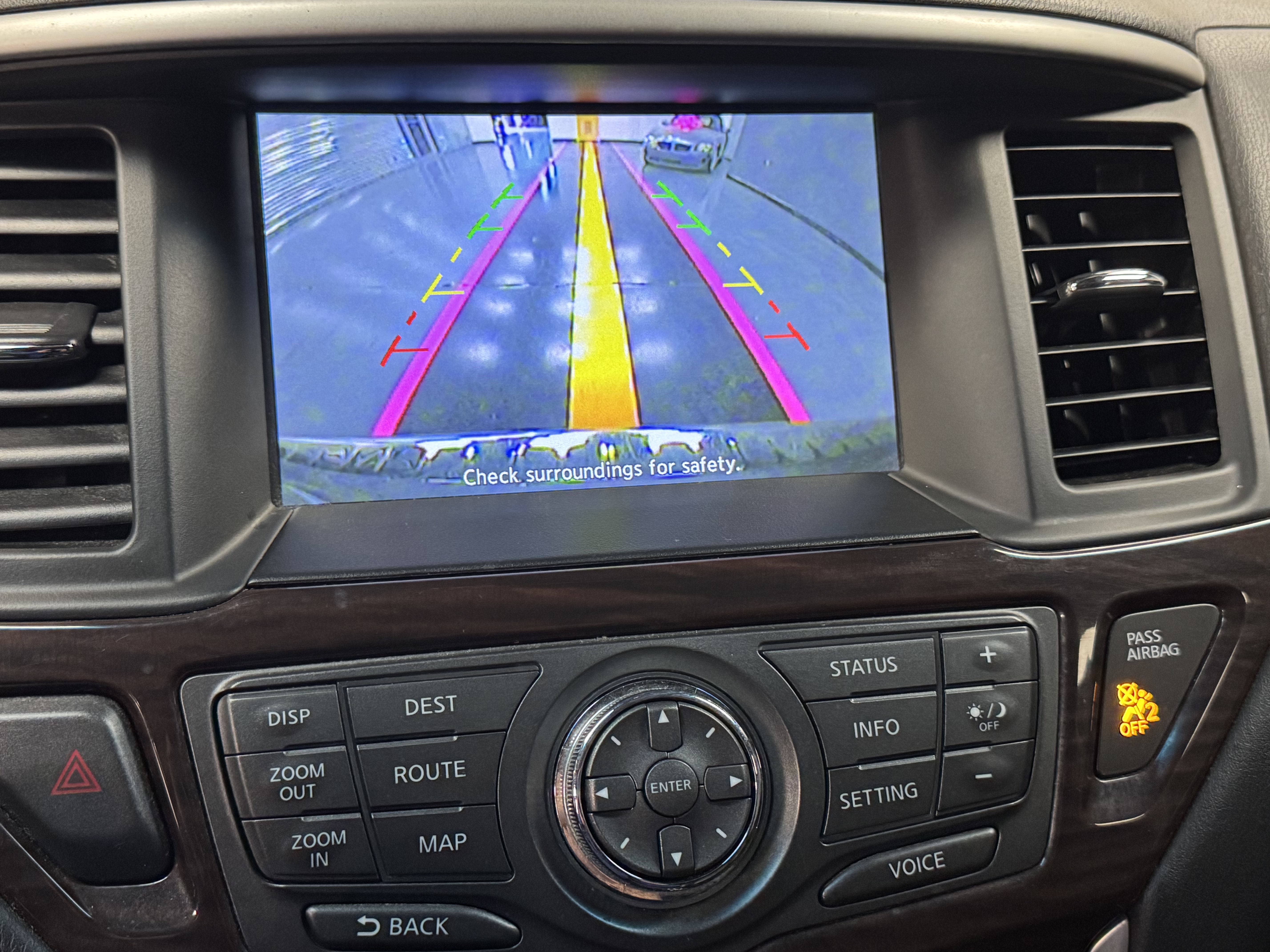 Used 2014 Nissan Pathfinder SL w/ SL Tech Package AWD/4WD image 11