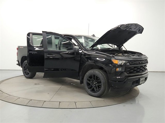 Used 2024 Chevrolet Silverado 1500 Custom image 9