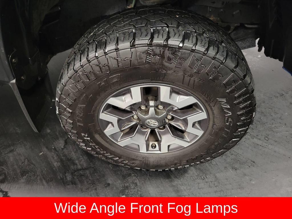 Used 2019 Toyota Tacoma TRD Off-Road AWD/4WD image 10