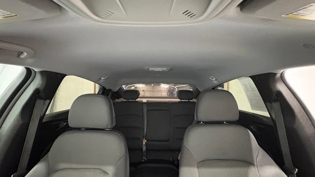 Used 2023 Chevrolet Malibu LT FWD image 28