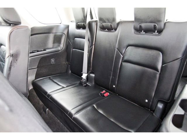 Used 2025 Nissan Pathfinder Platinum w/ Cargo Package image 11