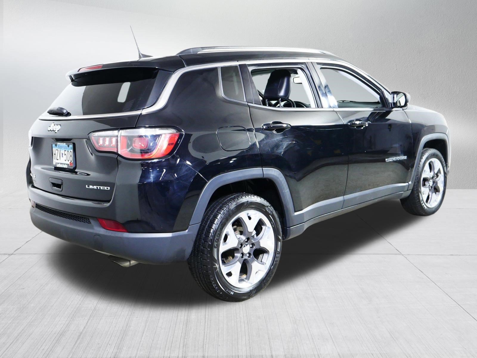 Used 2018 Jeep Compass Limited AWD/4WD image 7
