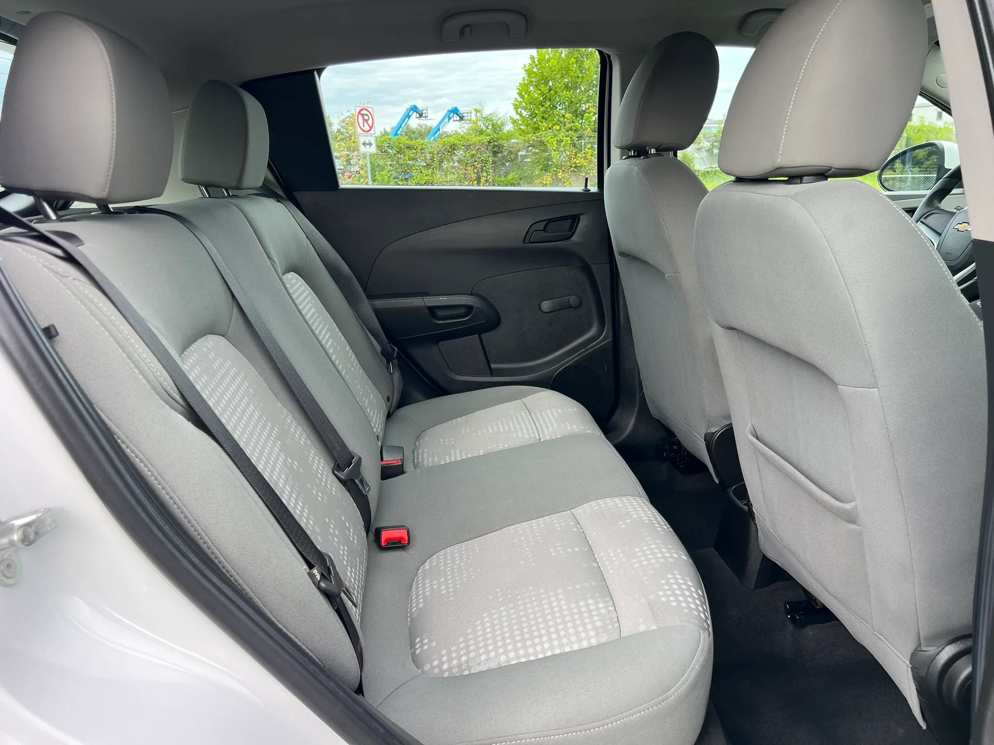 Used 2017 Chevrolet Sonic LT FWD image 19