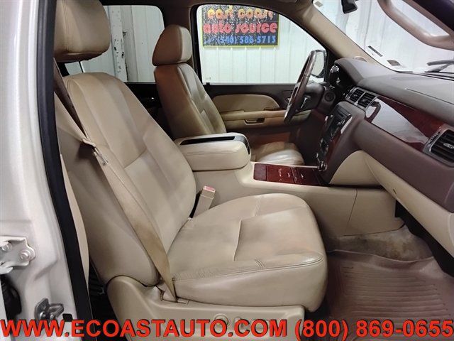 Used 2009 Chevrolet Suburban LTZ AWD/4WD image 15