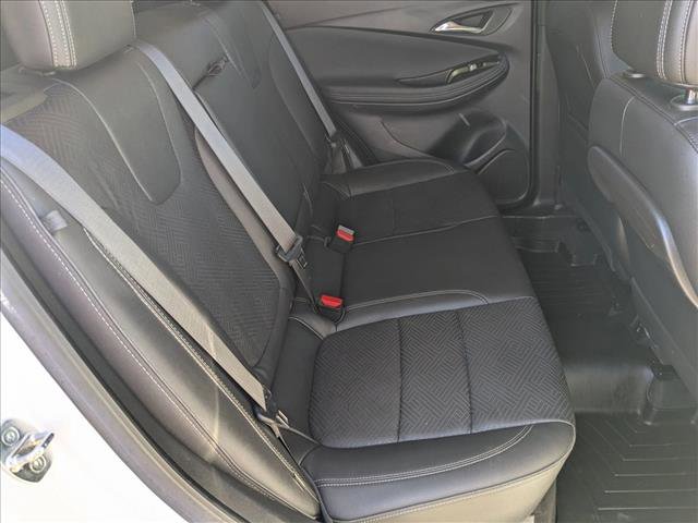 Used 2022 Buick Encore GX Essence w/ Safety Package II image 18