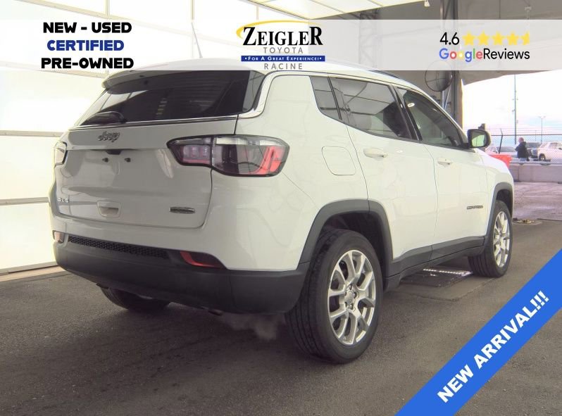 Used 2023 Jeep Compass Latitude AWD/4WD image 4
