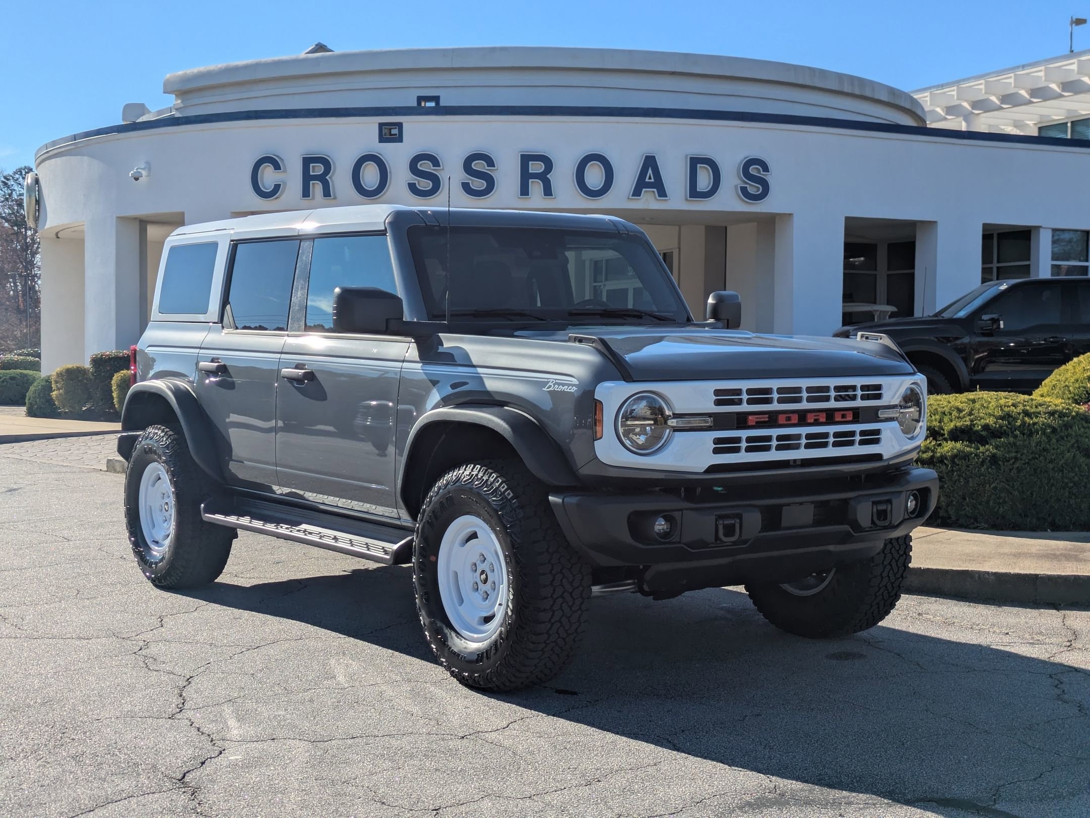 New 2025 Ford Bronco Heritage Edition image 1