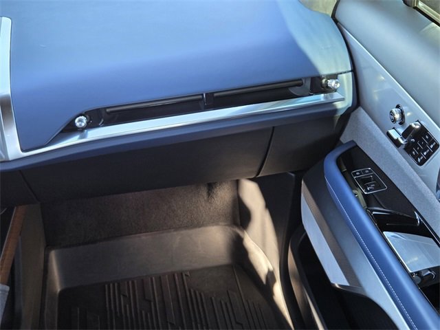 New 2026 Cadillac Vistiq Premium Luxury w/ LPO, Floor Liner Package image 16