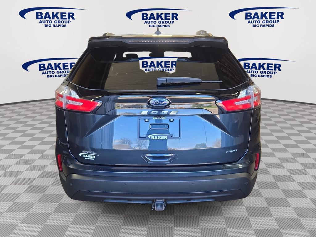 Used 2022 Ford Edge SEL w/ Sport Appearance Package AWD/4WD image 5
