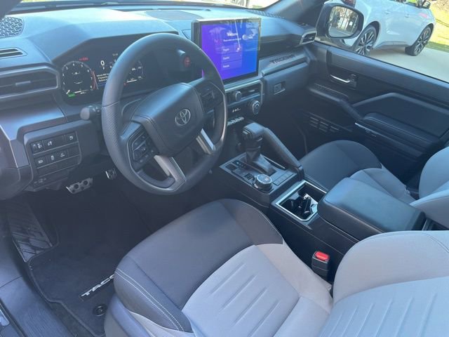 Used 2025 Toyota Tacoma TRD Sport image 36