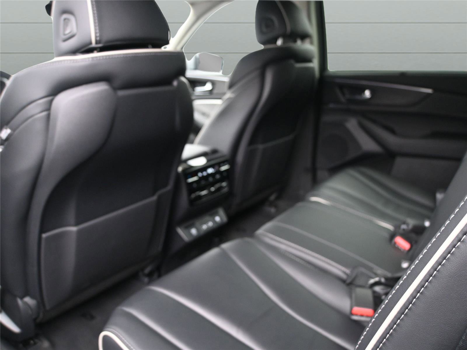 Used 2024 Acura MDX SH-AWD w/ Advance Package image 10