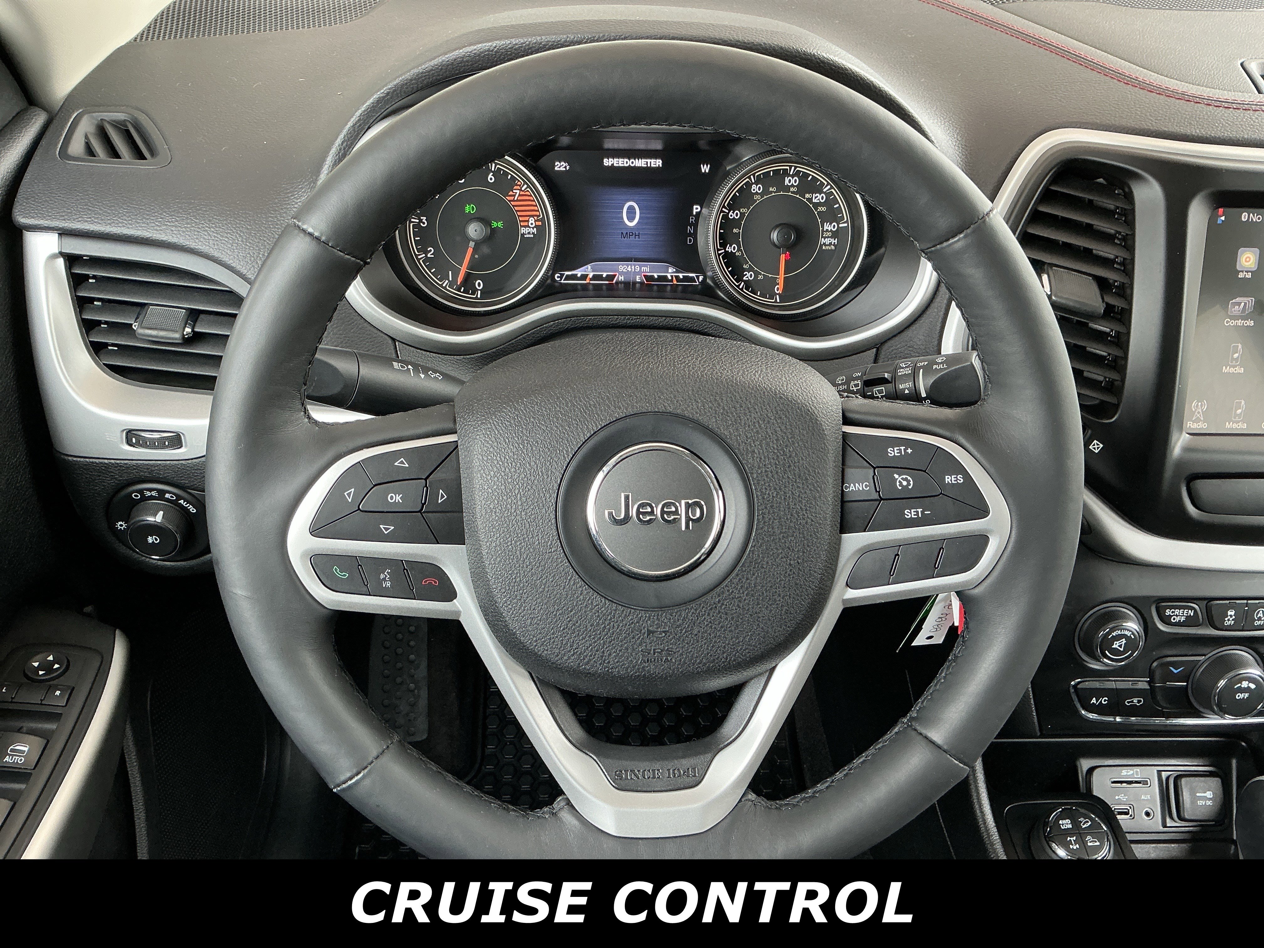 Used 2017 Jeep Cherokee Trailhawk w/ Cold Weather Group image 5