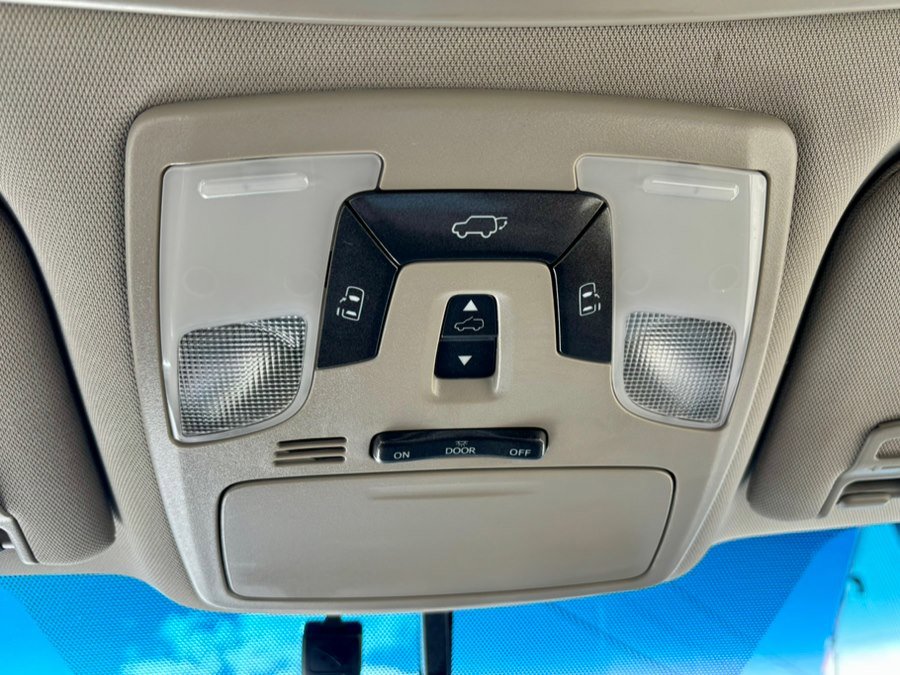 Used 2017 Toyota Sienna XLE w/ XLE Navigation Package image 26