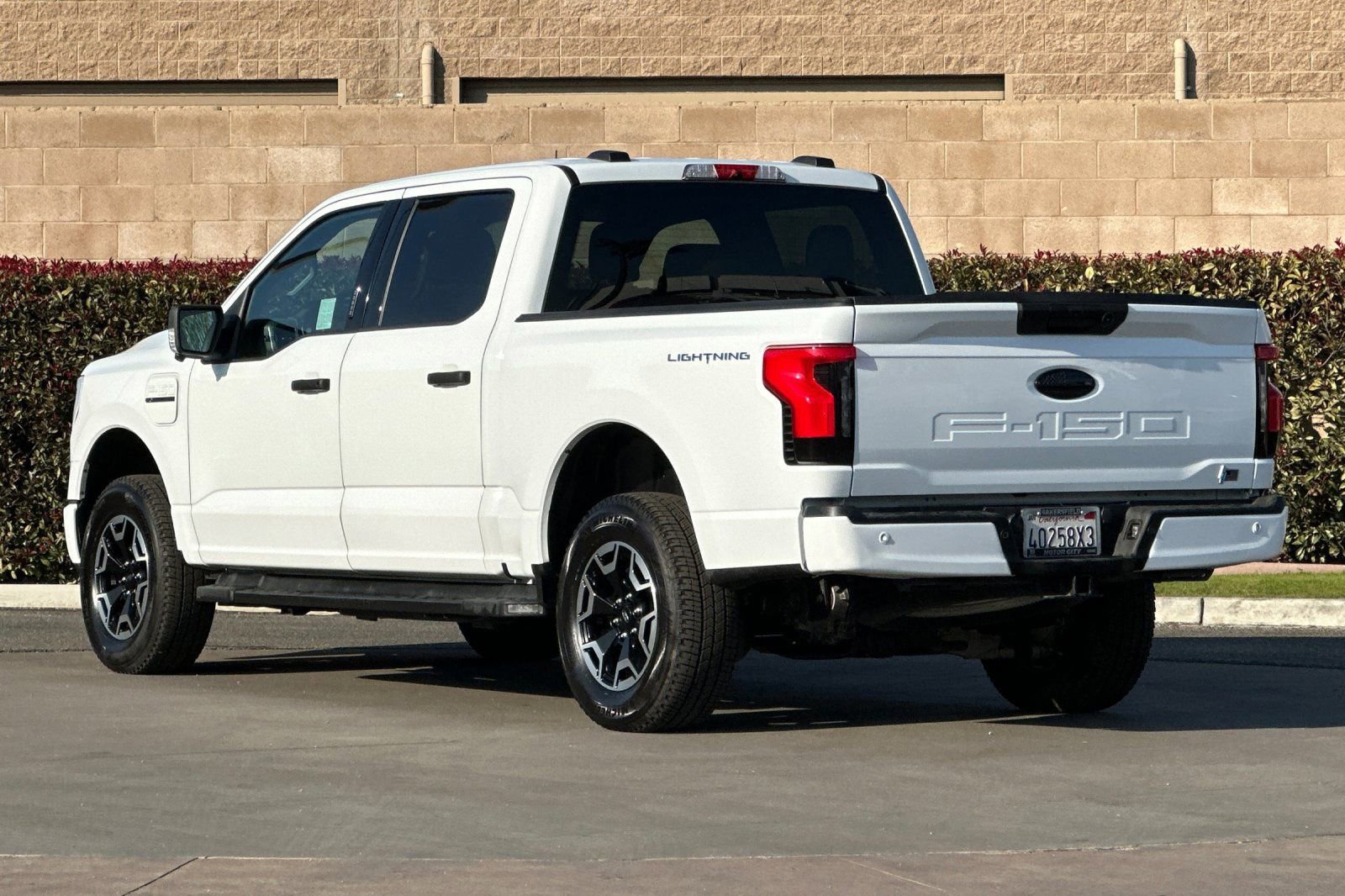 Used 2023 Ford F150 Lightning XLT image 6