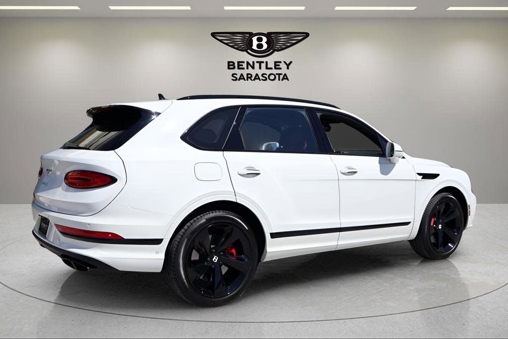 Used 2025 Bentley Bentayga AWD/4WD image 10