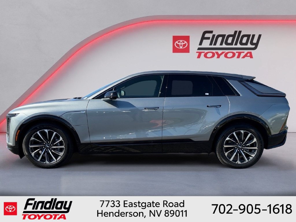 Used 2024 Cadillac Lyriq Sport AWD/4WD image 10