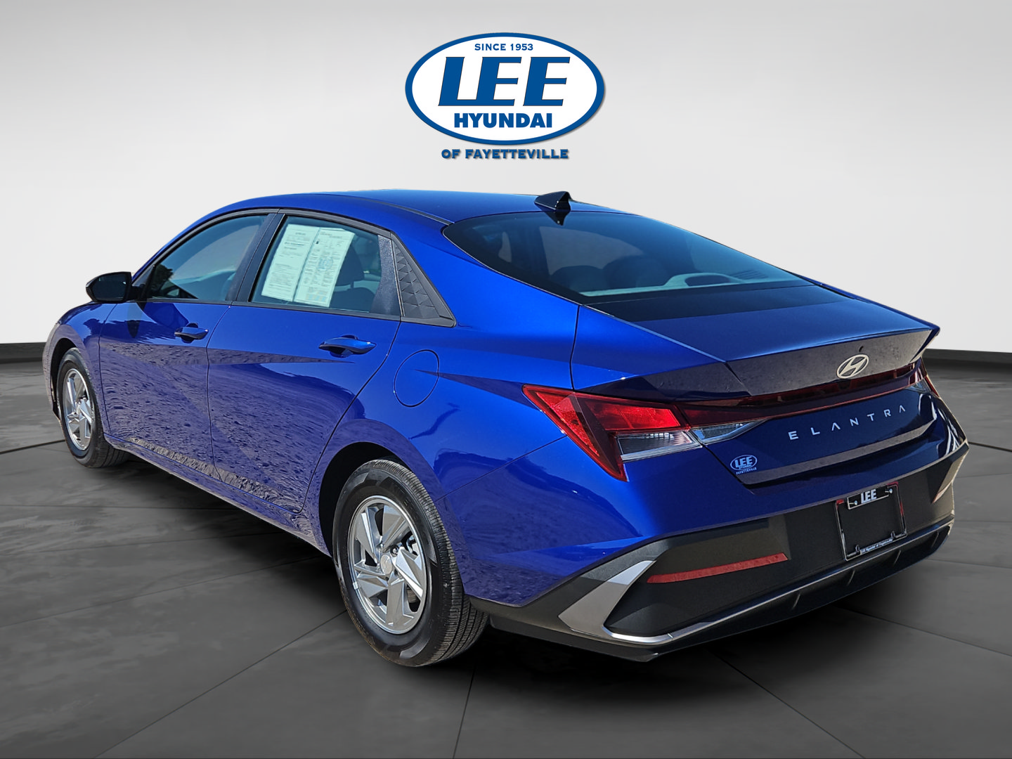 Certified 2026 Hyundai Elantra SE FWD image 5