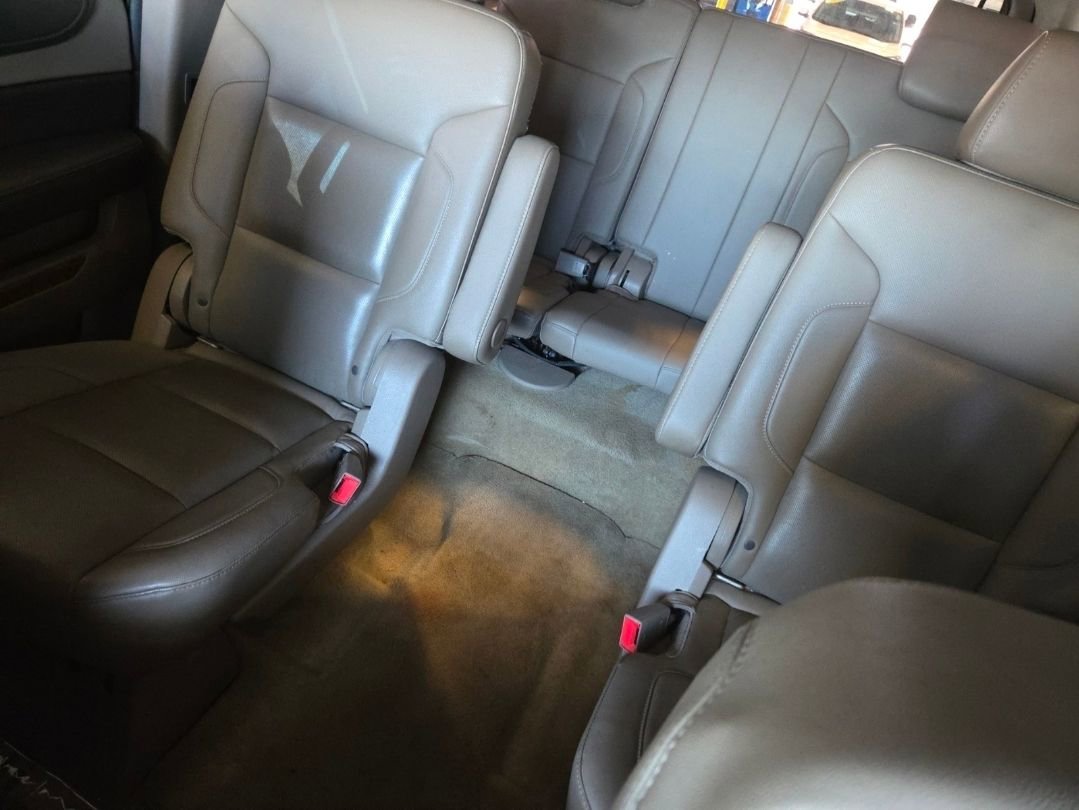 Used 2017 Chevrolet Suburban Premier AWD/4WD image 13
