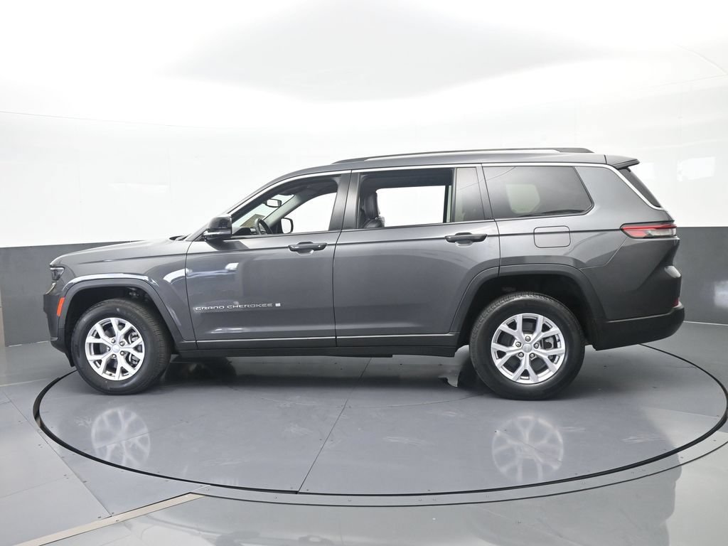 Used 2022 Jeep Grand Cherokee L Limited RWD image 3