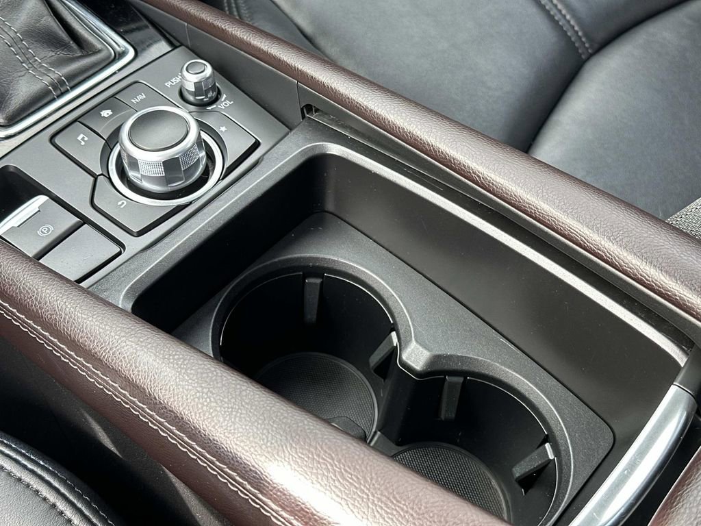 Used 2017 MAZDA MAZDA3 Touring image 16