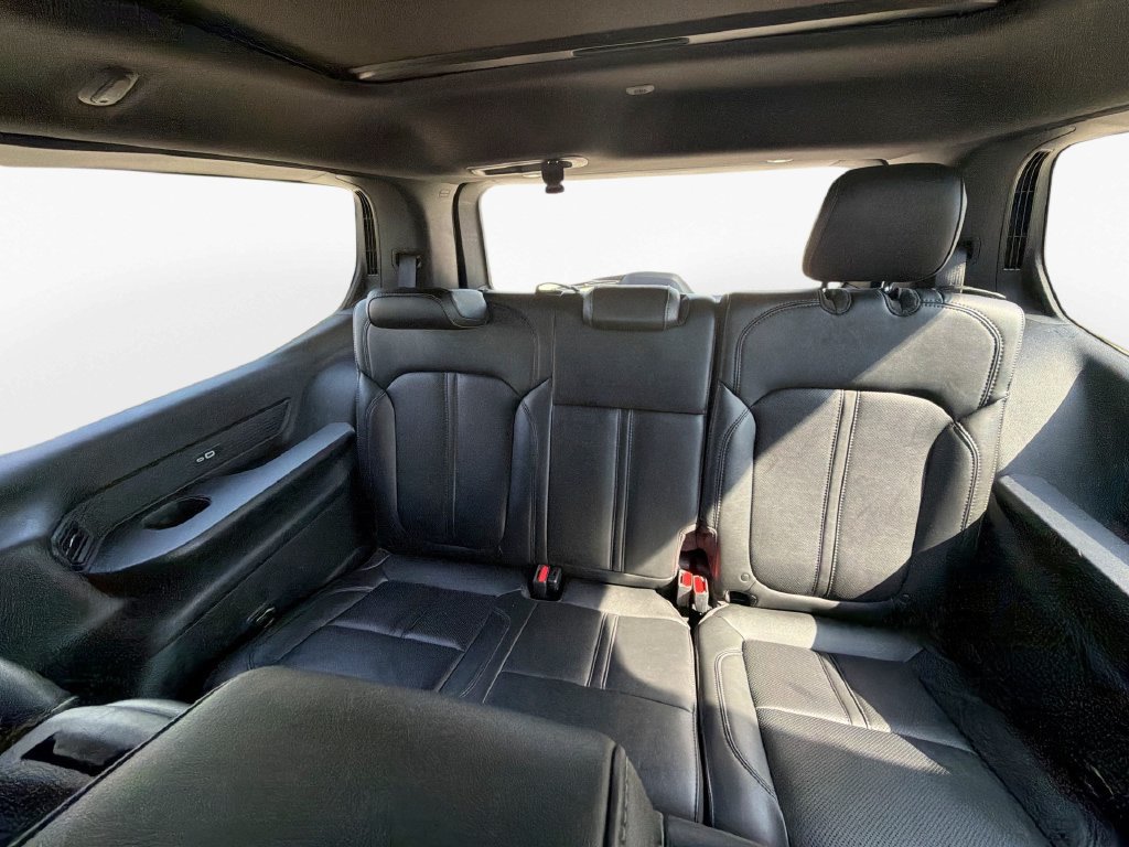 Used 2023 Jeep Wagoneer Series II RWD image 27