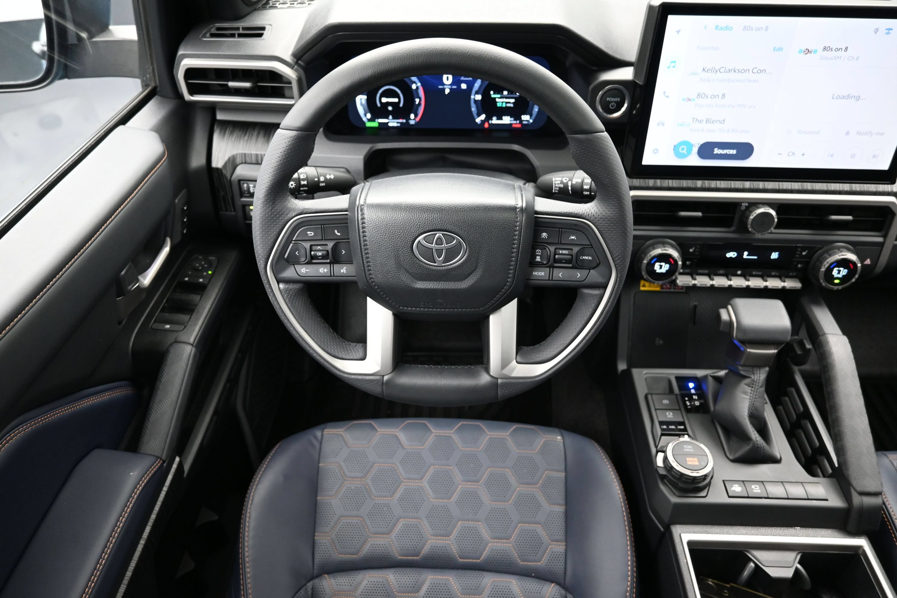 Used 2026 Toyota 4Runner Platinum AWD/4WD image 26