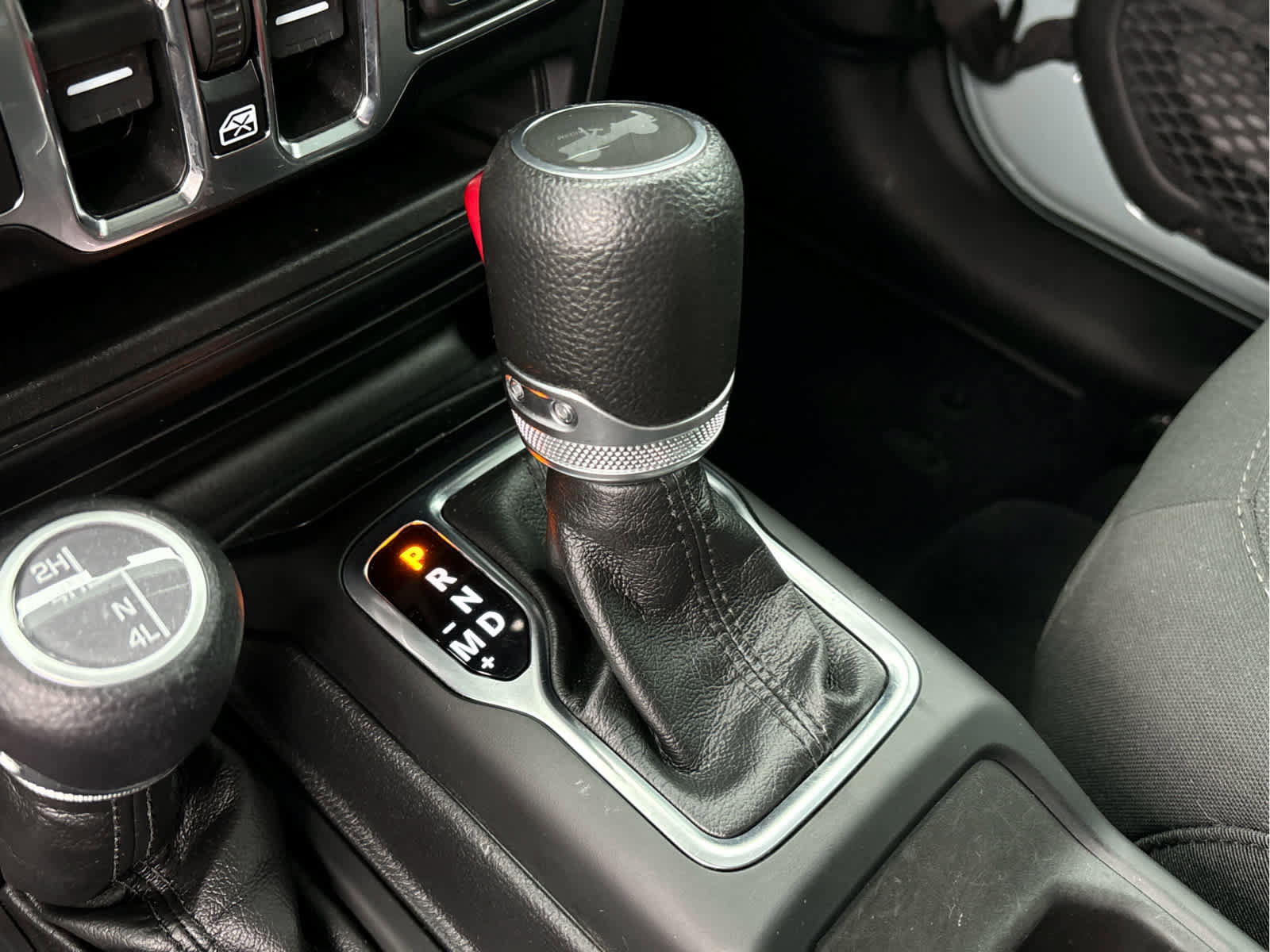 Used 2023 Jeep Wrangler Willys image 19