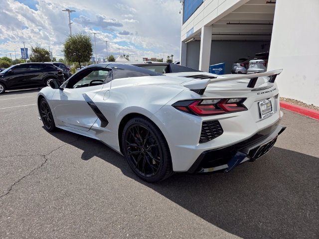 New 2027 Chevrolet Corvette Stingray Convertible w/ Z51 Performance Package RWD image 3