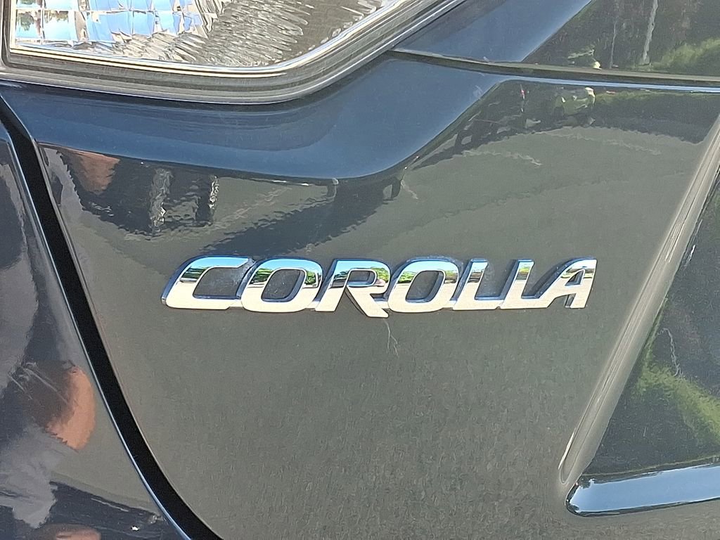 Used 2026 Toyota Corolla LE FWD image 10