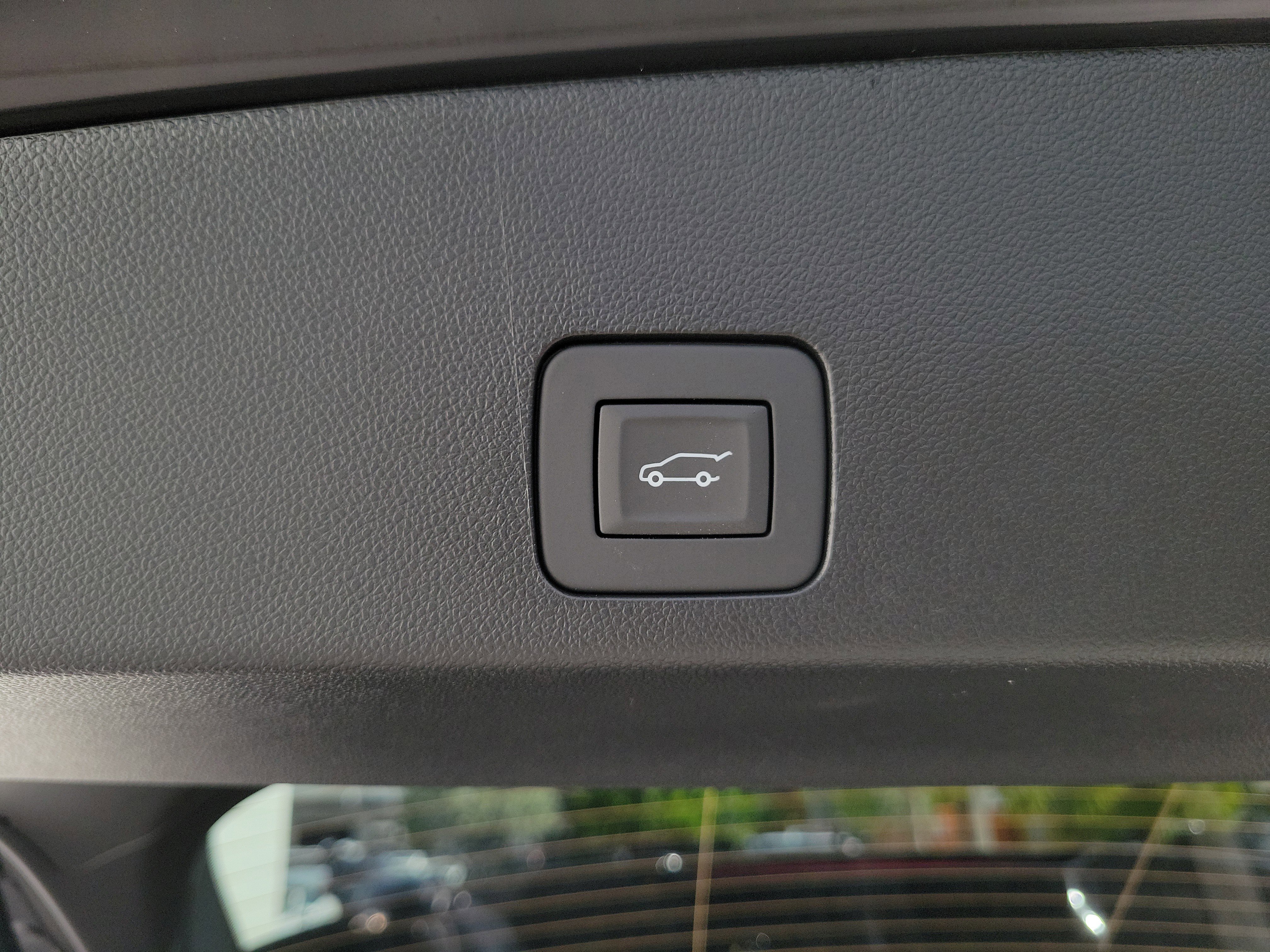 New 2026 Buick Encore GX Sport Touring image 9