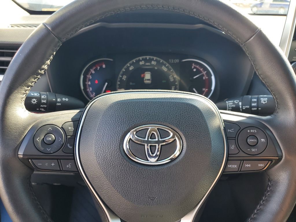 Used 2022 Toyota RAV4 TRD Off-Road image 21