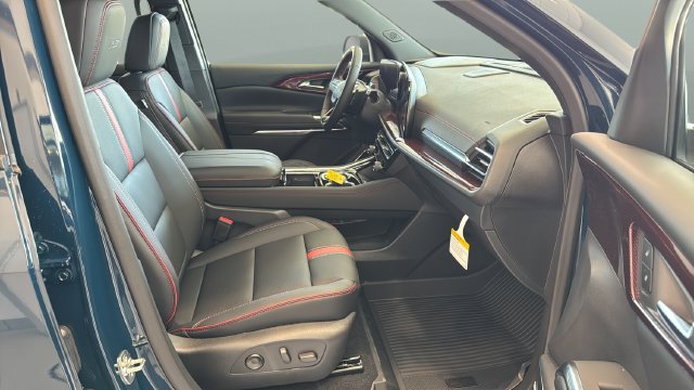 New 2027 Chevrolet Traverse RS w/ LPO, Floor Liner Package AWD/4WD image 19