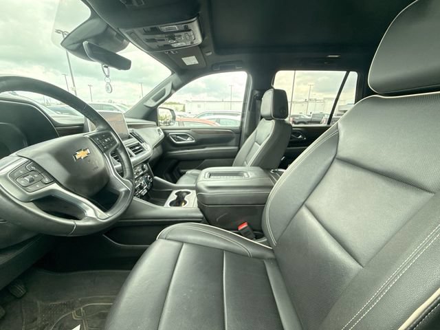 Used 2024 Chevrolet Tahoe Premier w/ Premium Package AWD/4WD image 15